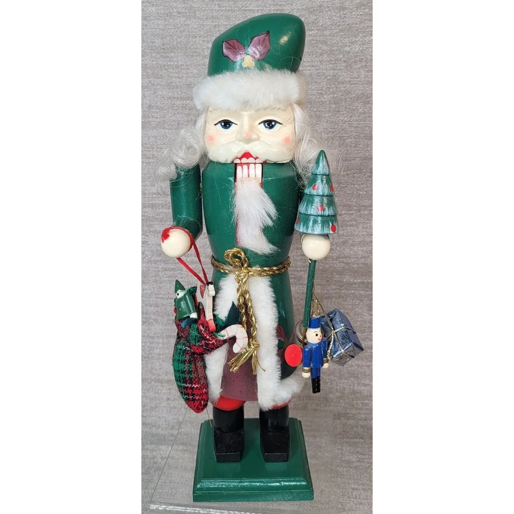 Vintage Michaels Nutcracker Wood Christmas Green 12